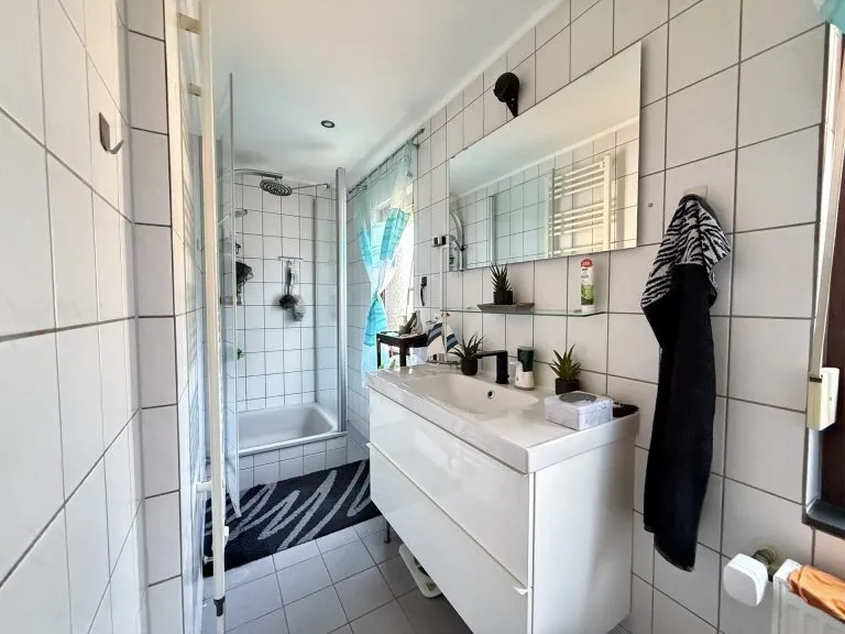 Immobilienangebot - VG Kirchen - Alle - Wohnen mit Charme – gepflegte Doppelhaushälfte in ruhiger Lage!