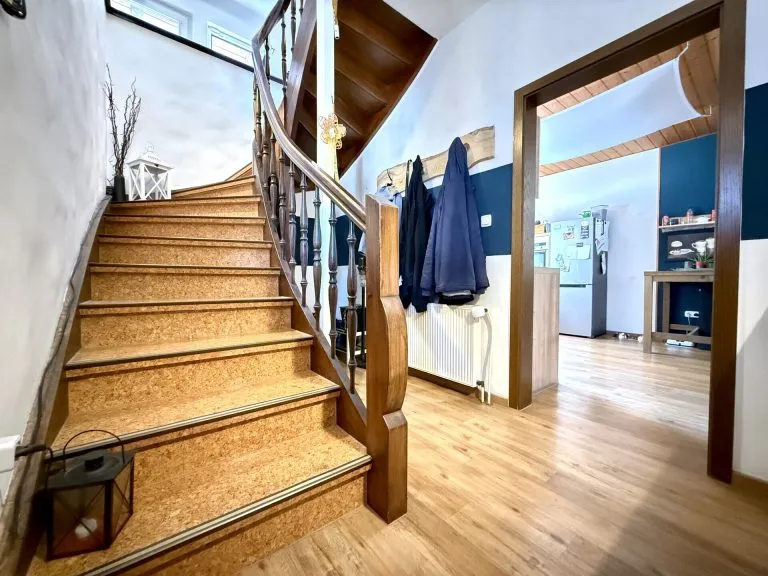 Immobilienangebot - VG Kirchen - Alle - Wohnen mit Charme – gepflegte Doppelhaushälfte in ruhiger Lage!