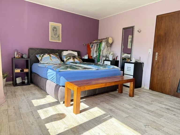 Immobilienangebot - Herdorf - Alle - Wohlfühlen in zentraler Lage - gepflegte Doppelhaushälfte mit Garten und Terrasse!