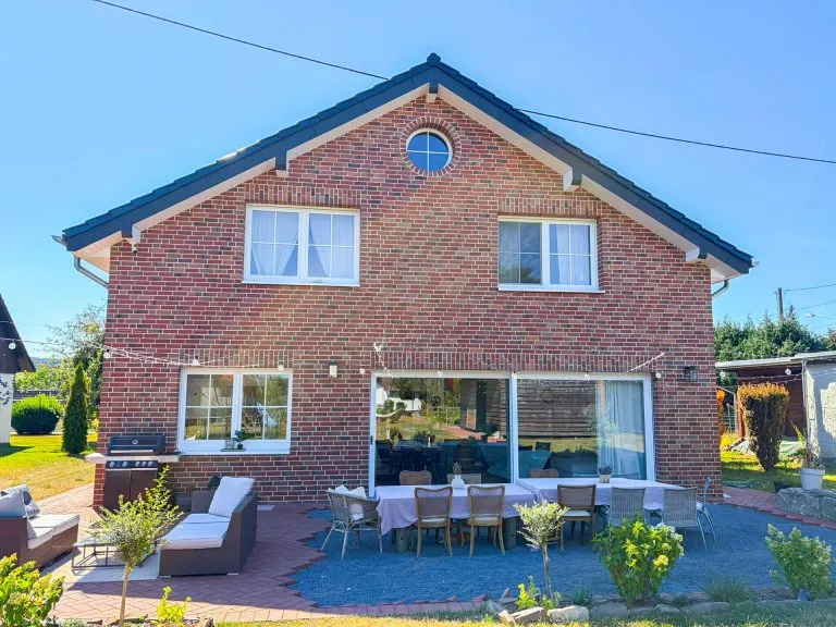 Immobilienangebot - Bruchertseifen - Alle - Exklusives Einfamilienhaus in neuwertigem Zustand mit großzügigem Grundstück!
