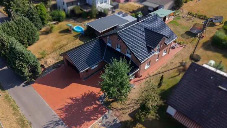 Immobilienangebot - Bruchertseifen - Alle - Exklusives Einfamilienhaus in neuwertigem Zustand mit großzügigem Grundstück!
