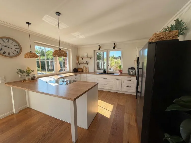 Immobilienangebot - Bruchertseifen - Alle - Exklusives Einfamilienhaus in neuwertigem Zustand mit großzügigem Grundstück!