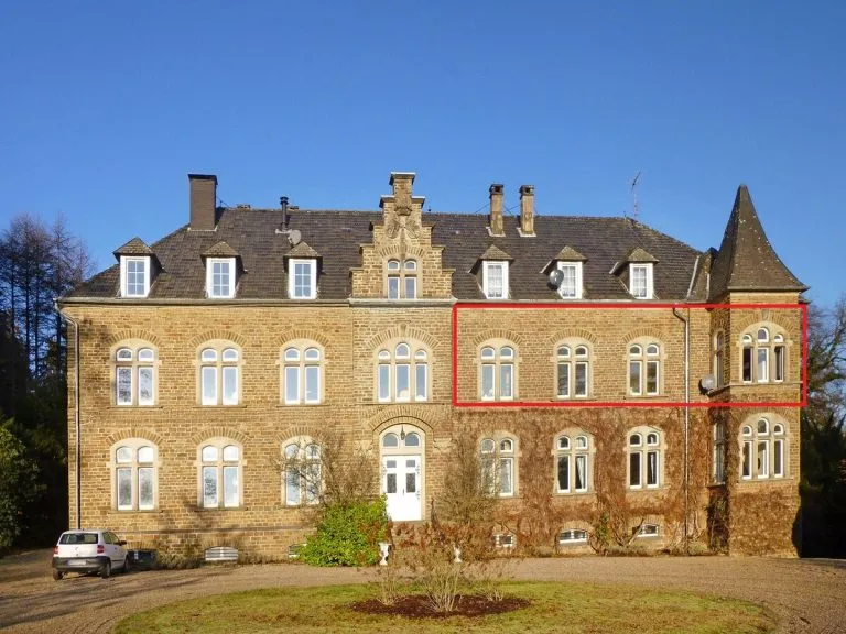 Immobilienangebot - Morsbach - Alle - Wohnen zur Miete in einer Burg?
4-Zimmer Wohnung in der Burg Volperhausen!