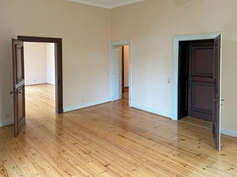Immobilienangebot - Morsbach - Alle - Wohnen zur Miete in einer Burg?
4-Zimmer Wohnung in der Burg Volperhausen!