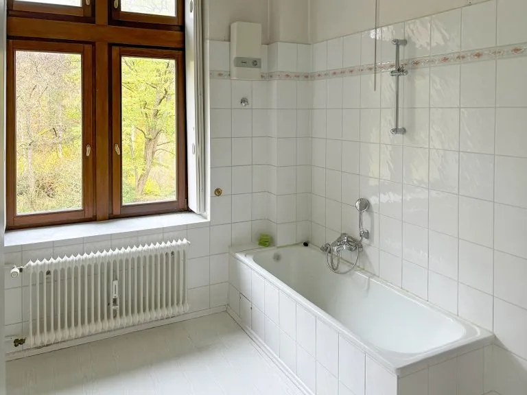 Immobilienangebot - Morsbach - Alle - Wohnen zur Miete in einer Burg?
4-Zimmer Wohnung in der Burg Volperhausen!