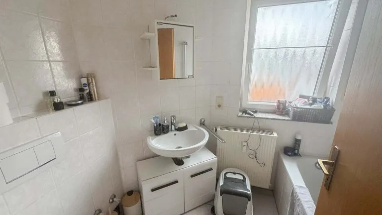 Immobilienangebot - Hadamar / Niederhadamar - Alle - Vollvermietetes Mehrfamilienhaus in guter Lage von Niederhadamar!