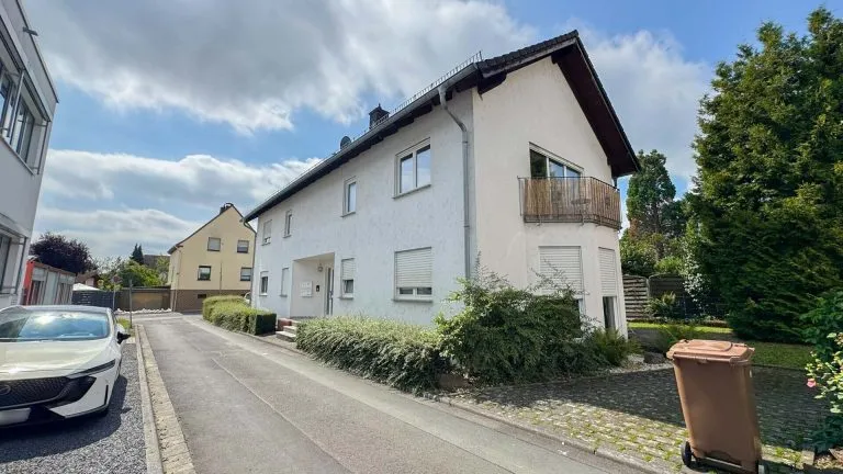 Immobilienangebot - Hadamar / Niederhadamar - Alle - Vollvermietetes Mehrfamilienhaus in guter Lage von Niederhadamar!