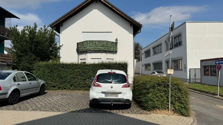 Immobilienangebot - Hadamar / Niederhadamar - Alle - Vollvermietetes Mehrfamilienhaus in guter Lage von Niederhadamar!