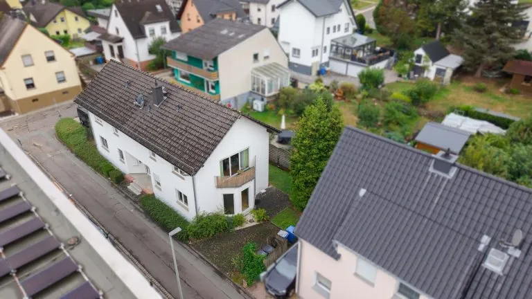 Immobilienangebot - Hadamar / Niederhadamar - Alle - Vollvermietetes Mehrfamilienhaus in guter Lage von Niederhadamar!