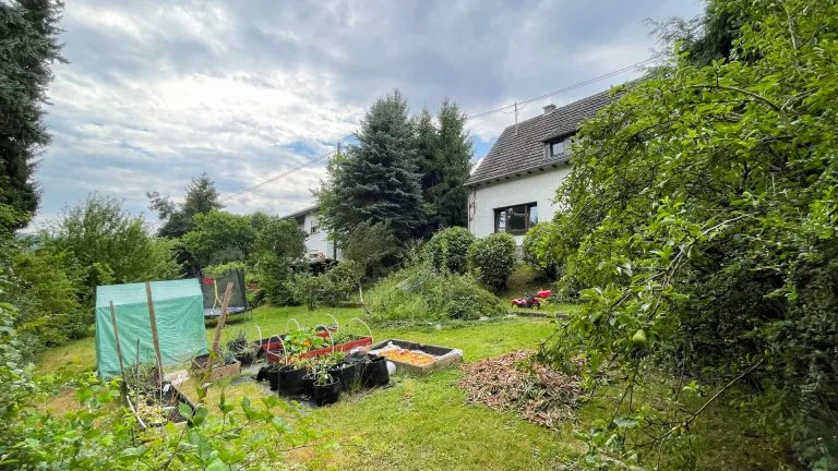 Immobilienangebot - Hausen (Wied) - Alle - ***REDUZIERT***Gemütliches Einfamilienhaus mit viel Potenzial in naturnaher Lage in Hausen (Westerwald) zu verkaufen!