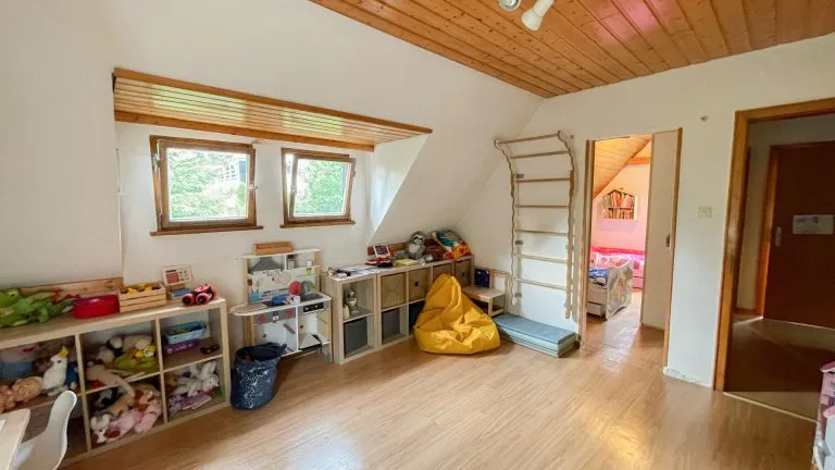 Immobilienangebot - Hausen (Wied) - Alle - ***REDUZIERT***Gemütliches Einfamilienhaus mit viel Potenzial in naturnaher Lage in Hausen (Westerwald) zu verkaufen!