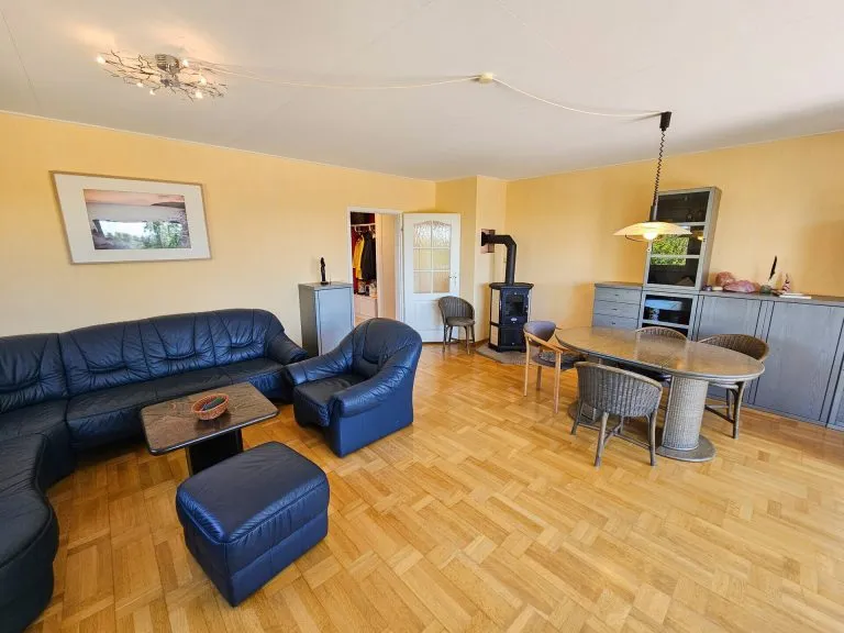 Immobilienangebot - Much / Schwellenbach - Alle - Traum-Grundstück mit 1.464 m², bebaut mit einem Neckermann-Fertighaus - Sanierungsobjekt mit Potenzial!