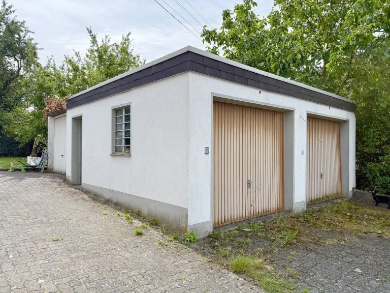 Immobilienangebot - Merkelbach - Alle - Zwei Häuser, ein Grundstück - vielseitige Möglichkeiten nahe Hachenburg!
