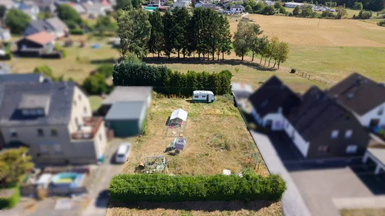 Immobilienangebot - Höhn-Schönberg - Alle - Großzügiges Grundstück in attraktiver Ortsrandlage!