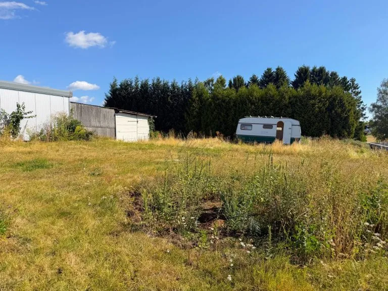 Immobilienangebot - Höhn-Schönberg - Alle - Großzügiges Grundstück in attraktiver Ortsrandlage!