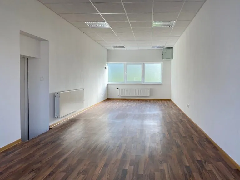Immobilienangebot - Sörth - Alle - Ideal für Klein-Gewerbetreibende: 160 m² Lager/Produktion + 35 m² Büro