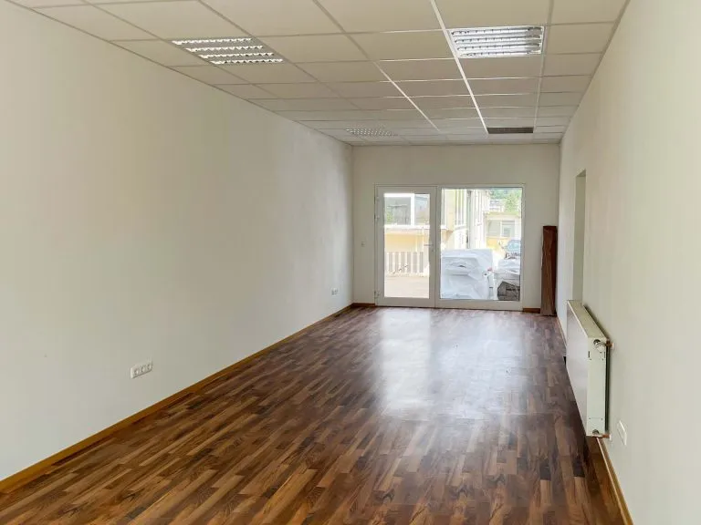 Immobilienangebot - Sörth - Alle - Ideal für Klein-Gewerbetreibende: 160 m² Lager/Produktion + 35 m² Büro
