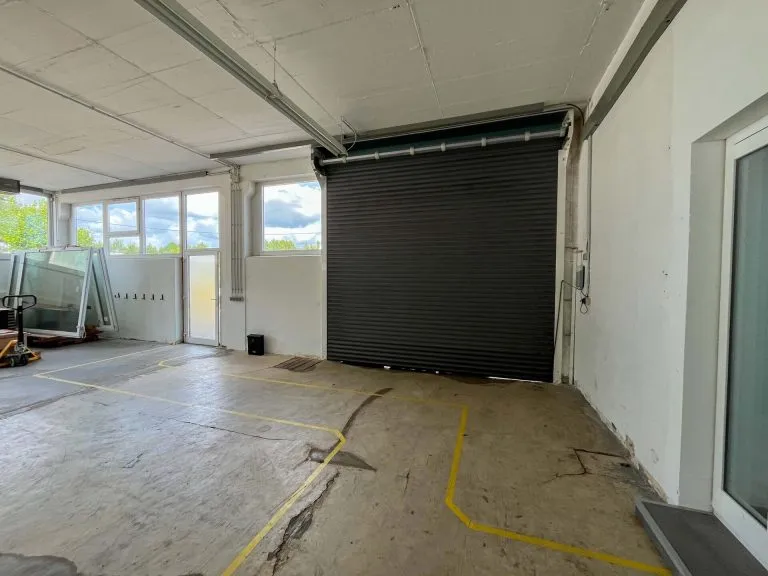 Immobilienangebot - Sörth - Alle - Vielseitige Gewerbehalle mit ca. 323 m², Büro & Sanitärbereich
