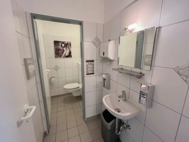 Immobilienangebot - Wissen - Alle - Attraktive Praxis/Gewerbefläche in Zentrumslage von Wissen - vielseitig nutzbar!
