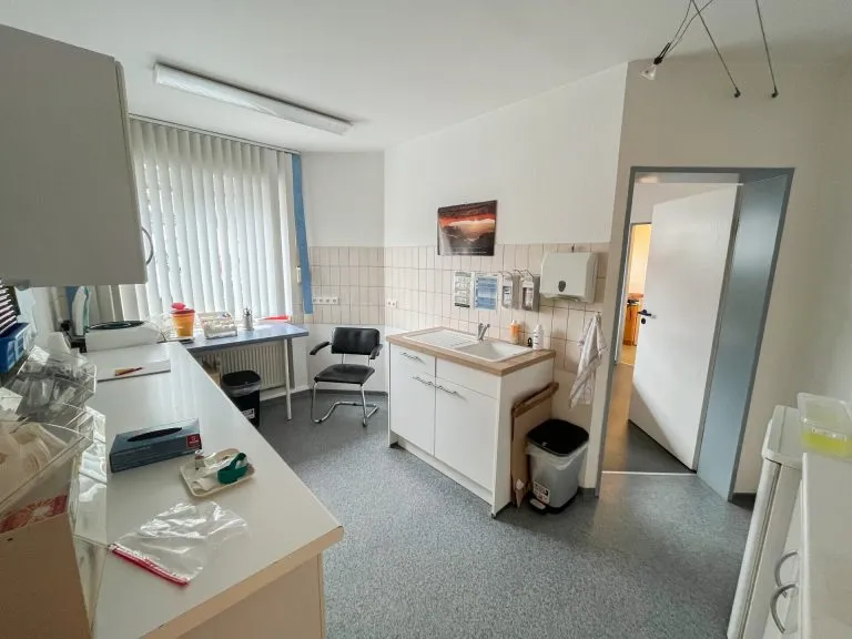 Immobilienangebot - Wissen - Alle - Attraktive Praxis/Gewerbefläche in Zentrumslage von Wissen - vielseitig nutzbar!