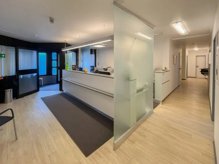 Immobilienangebot - Wissen - Alle - Attraktive Praxis/Gewerbefläche in Zentrumslage von Wissen - vielseitig nutzbar!