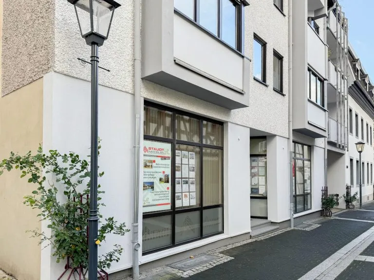 Immobilienangebot - Bad Hönningen - Alle - Laden- und Bürofläche mit Schaufenster in zentraler Innenstadtlage von Bad Hönningen!