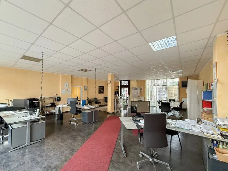 Immobilienangebot - Bad Hönningen - Alle - Laden- und Bürofläche mit Schaufenster in zentraler Innenstadtlage von Bad Hönningen!