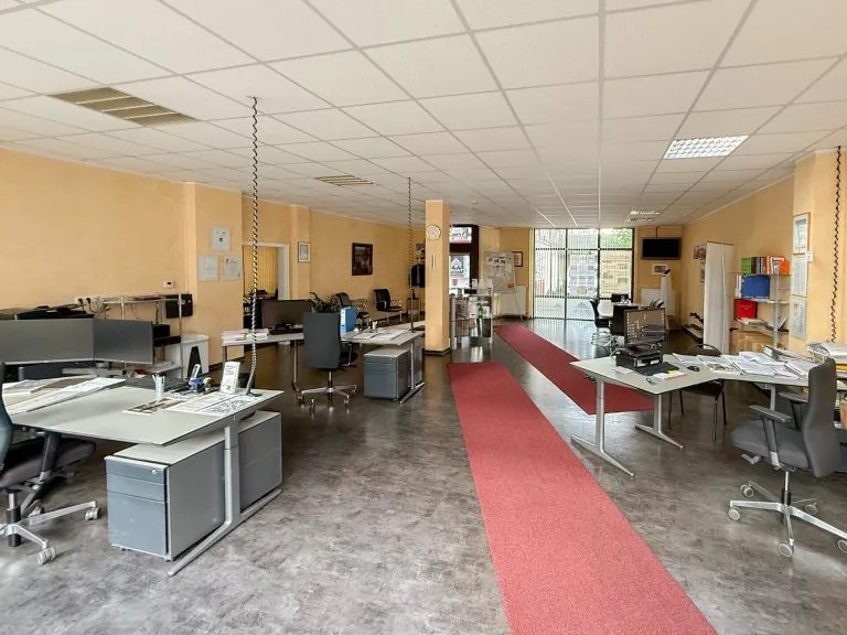 Immobilienangebot - Bad Hönningen - Alle - Laden- und Bürofläche mit Schaufenster in zentraler Innenstadtlage von Bad Hönningen!