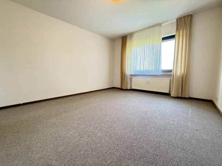 Immobilienangebot - VG Kirchen - Alle - Wohnen mit vielen Möglichkeiten – Einfamilienhaus mit Einliegerwohnung!
