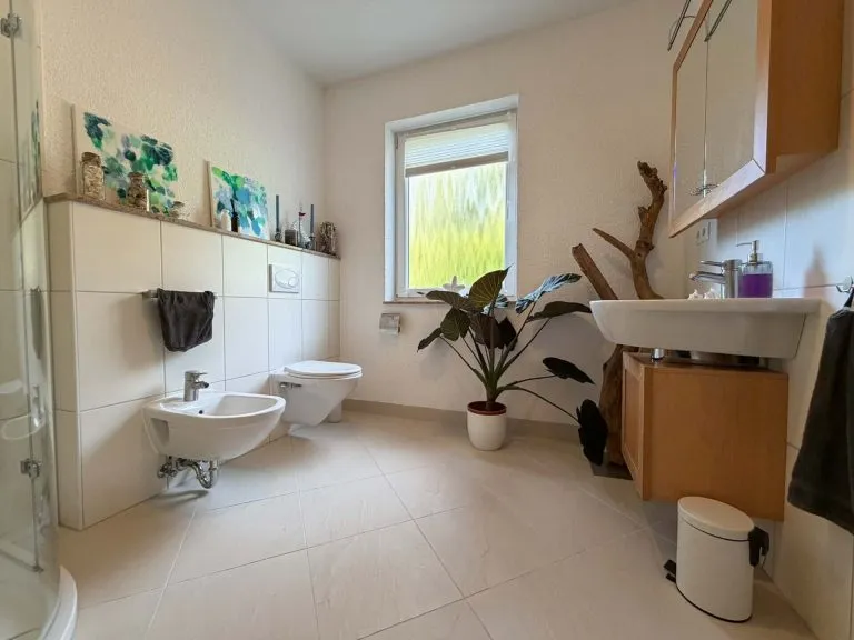 Immobilienangebot - Hamm VG - Alle - Familienfreundliches Einfamilienhaus mit PV-Anlage und moderner Ausstattung