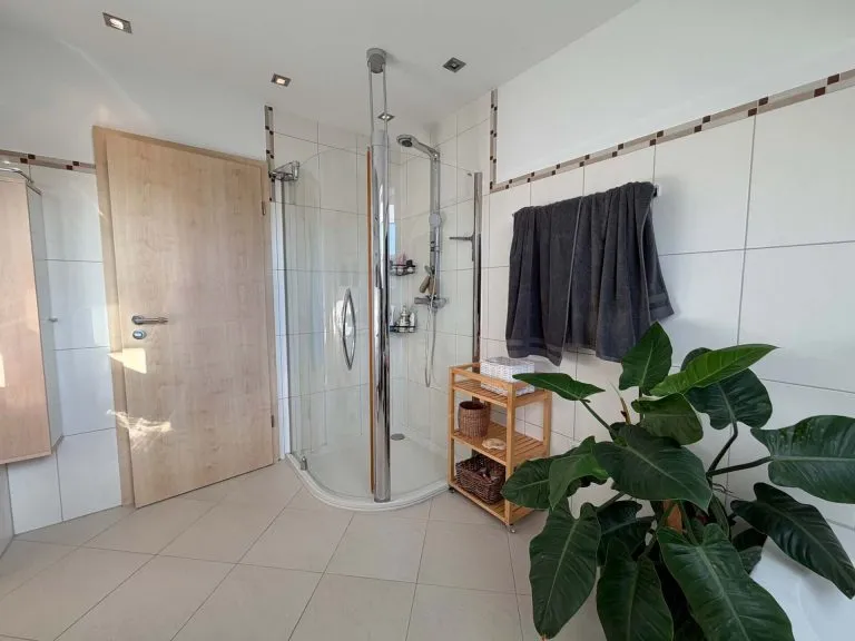 Immobilienangebot - Hamm VG - Alle - Familienfreundliches Einfamilienhaus mit PV-Anlage und moderner Ausstattung