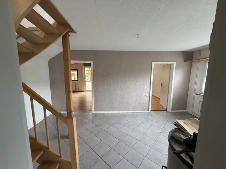 Immobilienangebot - Selbach - Alle - Einfamilienhaus/ Wochenendhaus in ruhiger, grüner Lage mit individuellem Ausbaupotenzial