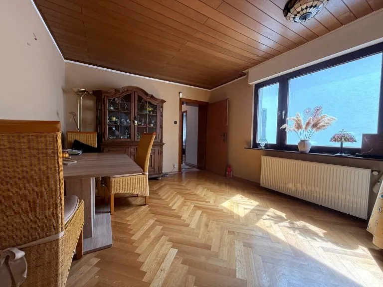 Immobilienangebot - Alfter - Alle - Einfamilienhaus mit viel Platz, großem Garten, Balkon und Terrasse in Alfter Witterschlick