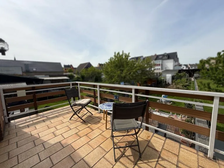 Immobilienangebot - Alfter - Alle - Einfamilienhaus mit viel Platz, großem Garten, Balkon und Terrasse in Alfter Witterschlick