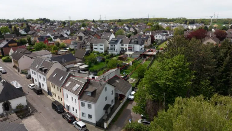 Immobilienangebot - Alfter - Alle - Einfamilienhaus mit viel Platz, großem Garten, Balkon und Terrasse in Alfter Witterschlick