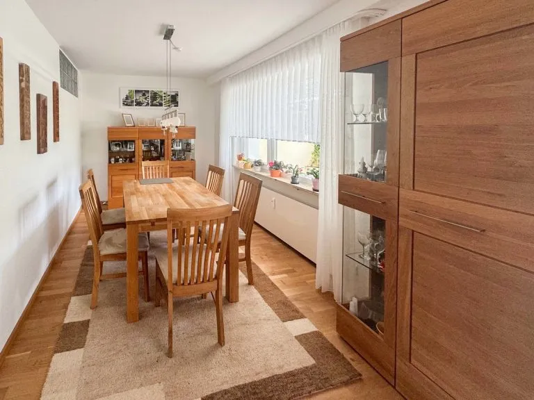 Immobilienangebot - Bad Honnef - Alle - Gepflegte Souterrainwohnung mit drei Zimmern und zwei Terrassen in zentraler Lage von Bad Honnef