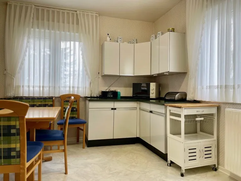 Immobilienangebot - Gummersbach - Alle - Ein Haus, viele Möglichkeiten: Flexibles Zweifamilienhaus mit großem Gartenpotenzial!