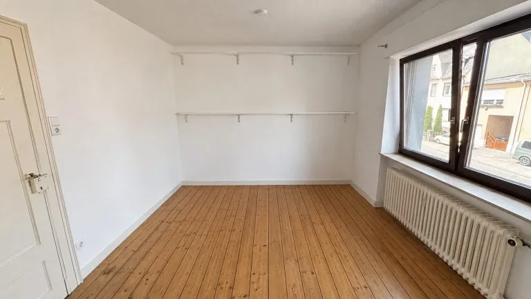 Immobilienangebot - Diez - Alle - Solides Zweifamilienhaus mit Garten in zentraler Lage bei Limburg!