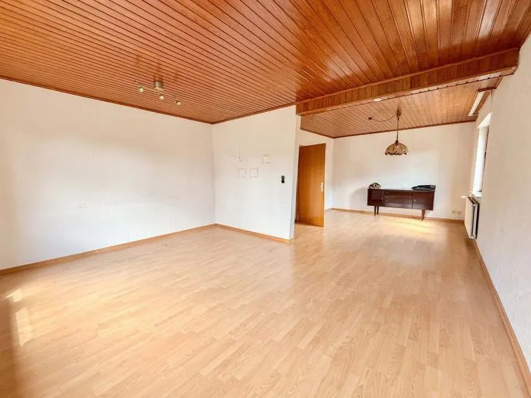 Immobilienangebot - Bad Marienberg VG - Alle - **RESERVIERT** Einfamilienhaus mit viel Platz und Potenzial für die ganze Familie!