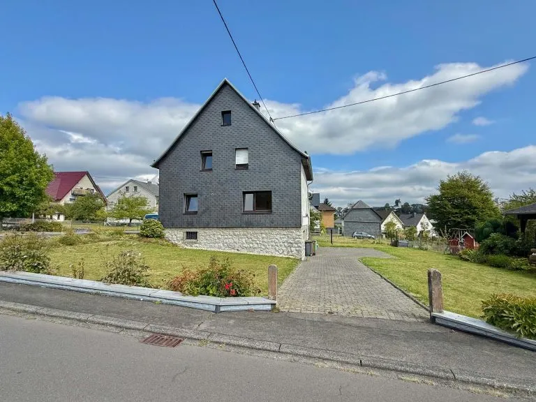 Immobilienangebot - Bad Marienberg VG - Alle - **RESERVIERT** Einfamilienhaus mit viel Platz und Potenzial für die ganze Familie!