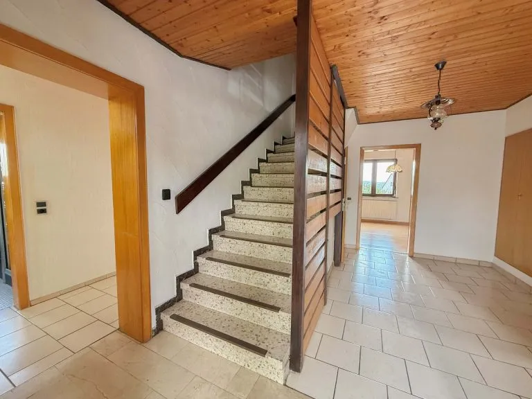 Immobilienangebot - Bad Marienberg VG - Alle - **RESERVIERT** Einfamilienhaus mit viel Platz und Potenzial für die ganze Familie!