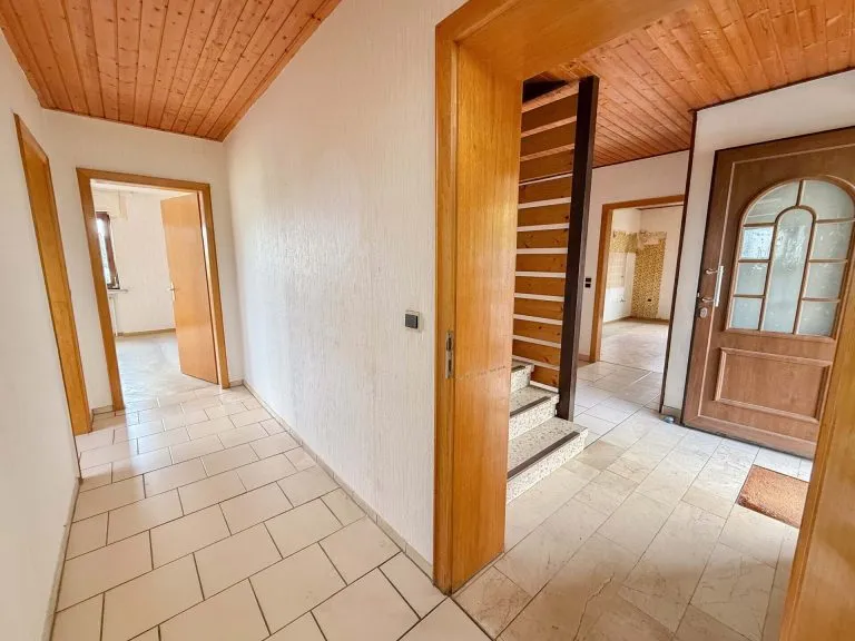 Immobilienangebot - Bad Marienberg VG - Alle - **RESERVIERT** Einfamilienhaus mit viel Platz und Potenzial für die ganze Familie!