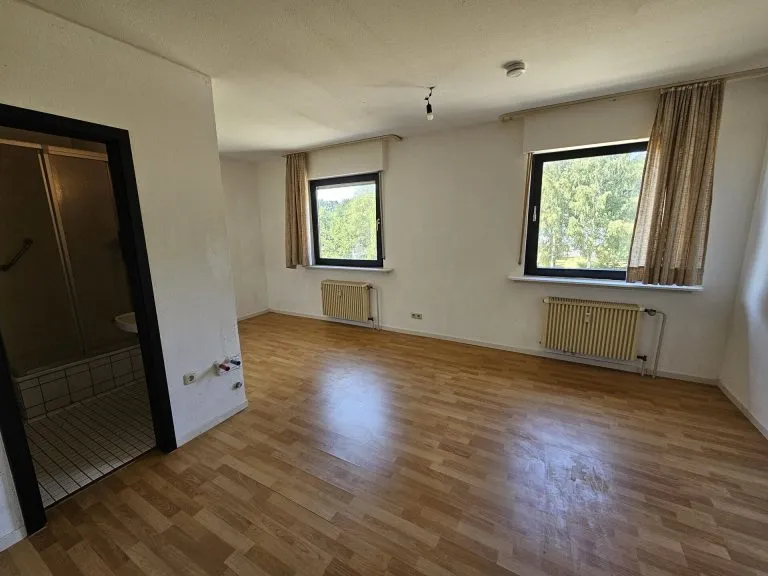 Immobilienangebot - Herschbach - Alle - Einzimmer-Wohnung im ersten OG in ruhiger Wohnlage nahe Selters!