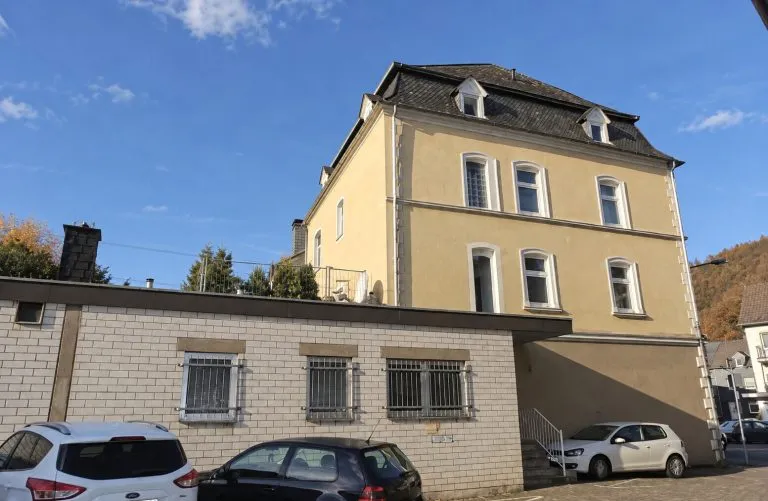 Immobilienangebot - Herdorf - Alle - Vielseitige Gewerbefläche mit guter Anbindung und flexibler Aufteilung.