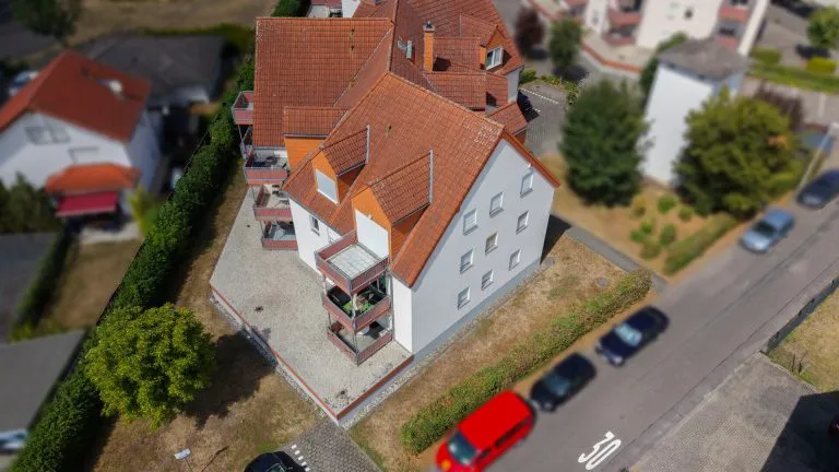 Immobilienangebot - Diez - Alle - Eigennutzung oder Kapitalanlage! Helle freistehende Eigentumswohnung mit Dachterrasse und Fernblick!