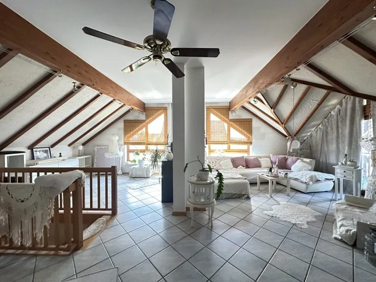 Immobilienangebot - Luckenbach - Alle - Großzügiges Wohnen mit vielseitigen Möglichkeiten – Einfamilienhaus mit voll erschlossenem Bauplatz!
