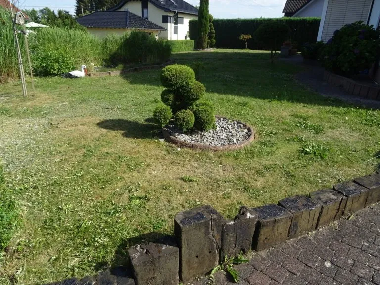 Immobilienangebot - Langenhahn - Alle - Hochwertiges, freistehendes EFH mit Garten und Doppelgarage sucht Mieter!