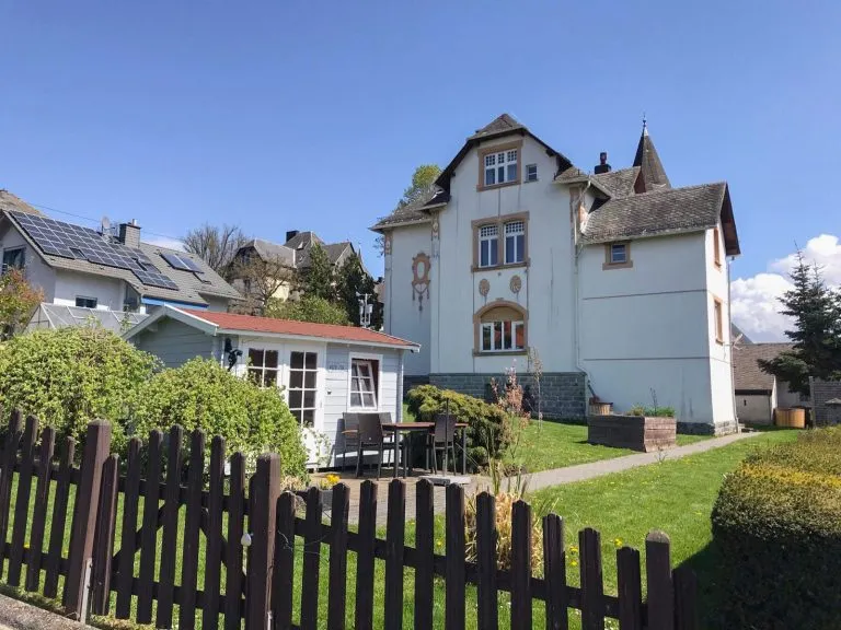 Immobilienangebot - Höhr-Grenzhausen - Alle - Wohnen und Arbeiten unter einem Dach - stilvolle Stadtvilla in top Lage von Höhr-Grenzhausen!