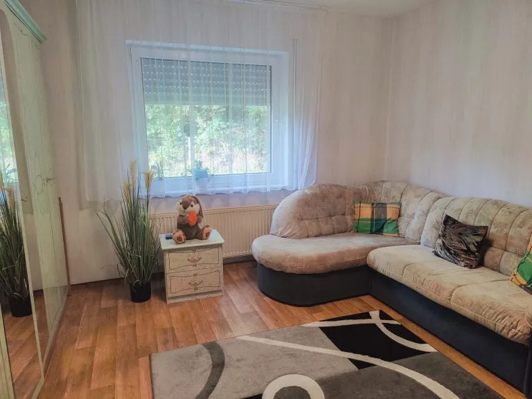 Immobilienangebot - Altenkirchen - Alle - Eigentumswohnung mit Terrasse und Tiefgaragenstellplatz in einem OT von Altenkirchen!