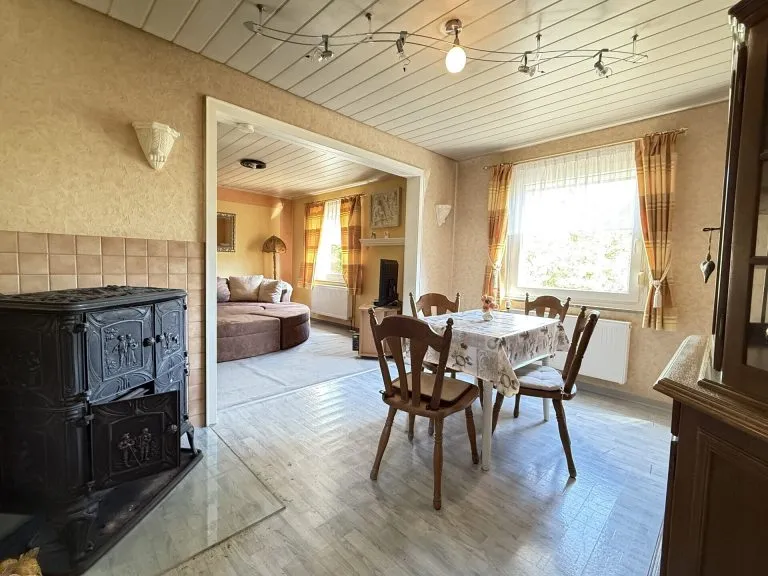 Immobilienangebot - Daaden - Alle - Großzügiges Einfamilienhaus mit separater Wohneinheit, Scheune und vielseitigen Nutzungsmöglichkeiten!